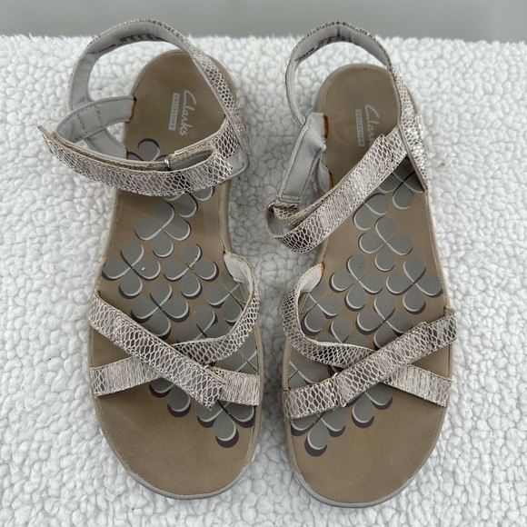 Clarks Collection Strappy Adjustable Comfort Outdoor Sandals - Picture 2 of 7